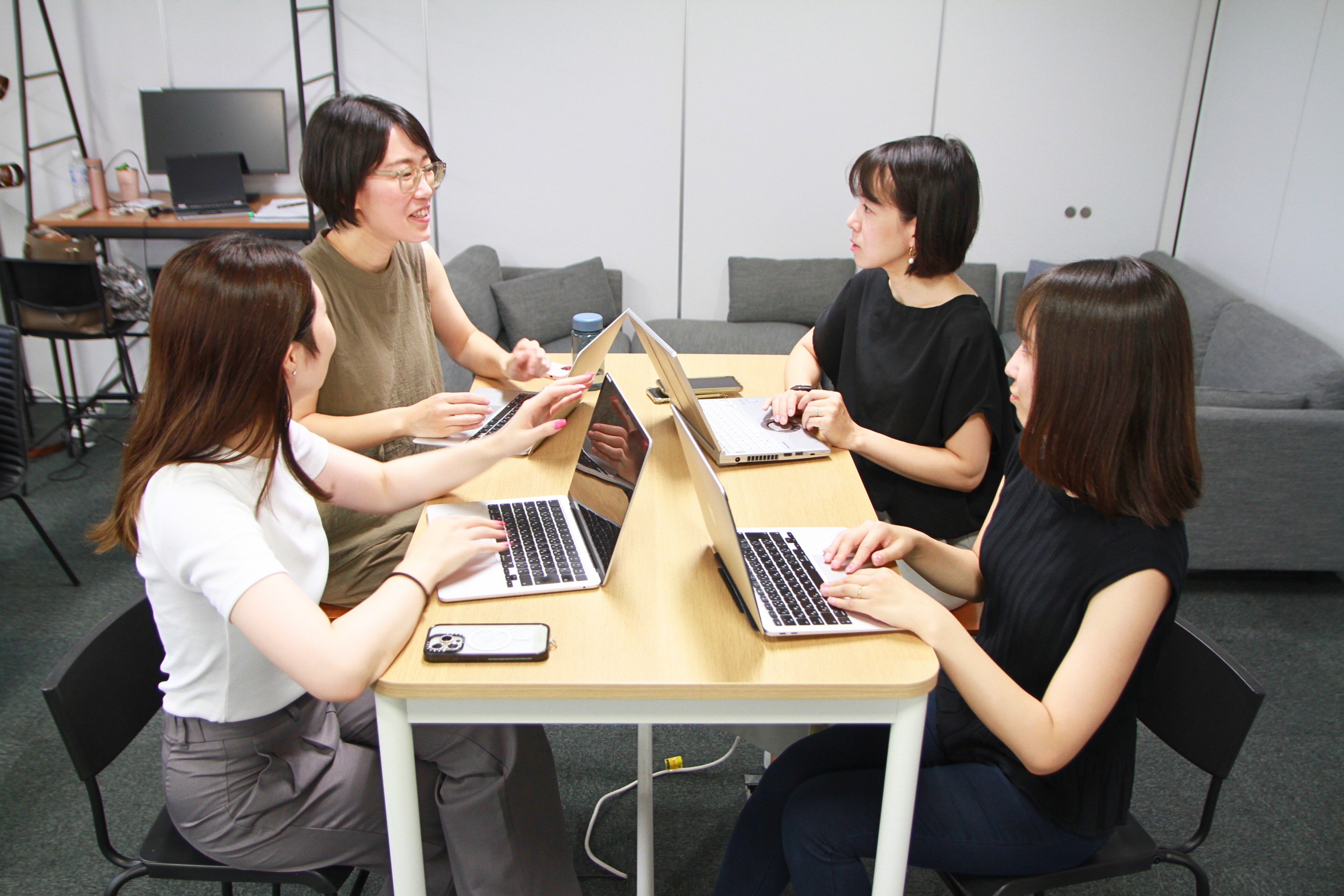 自治体・学校向け営業