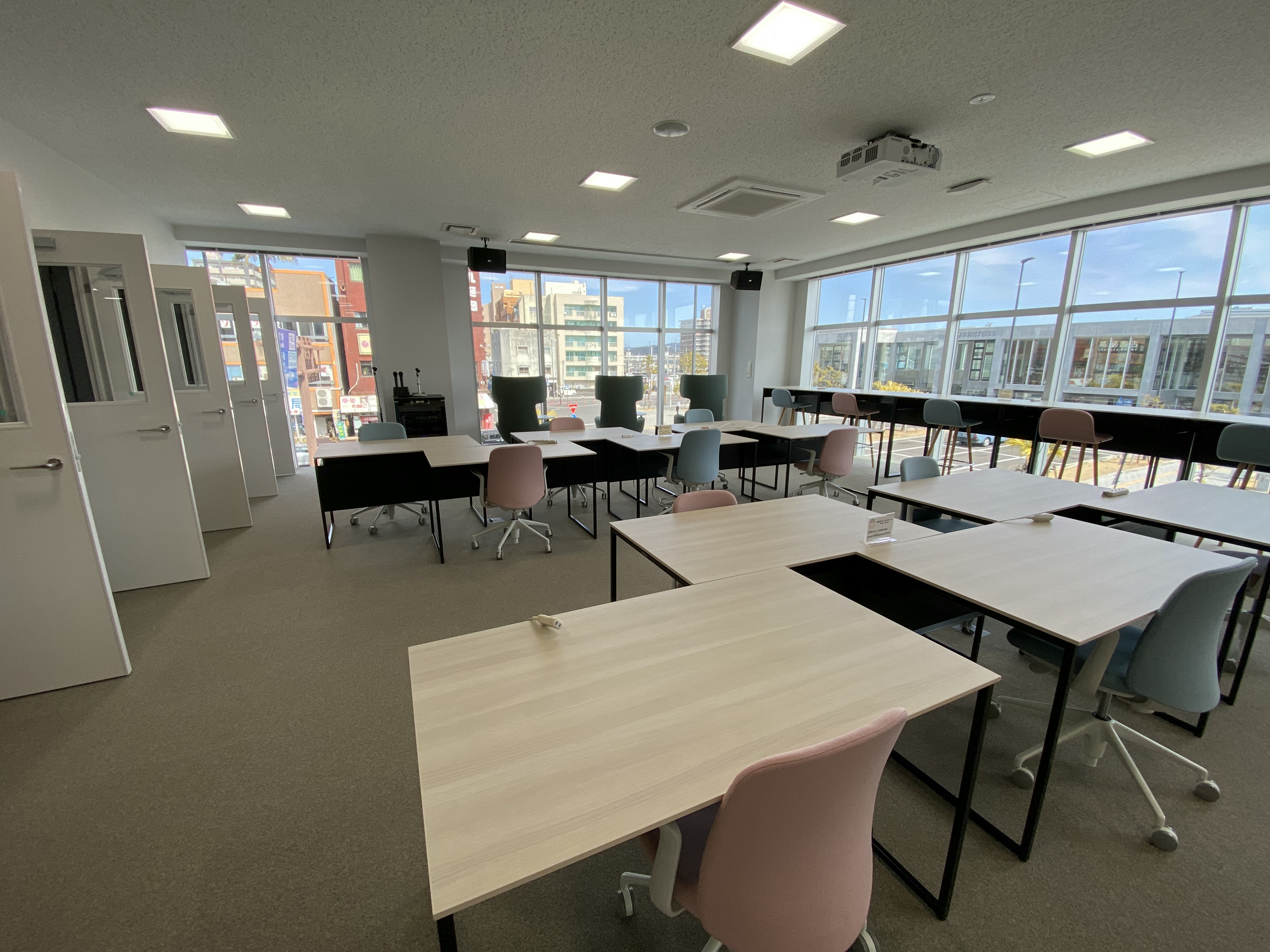 延岡市コワーキングスペース_コミュニティマネジャー（アルバイト）