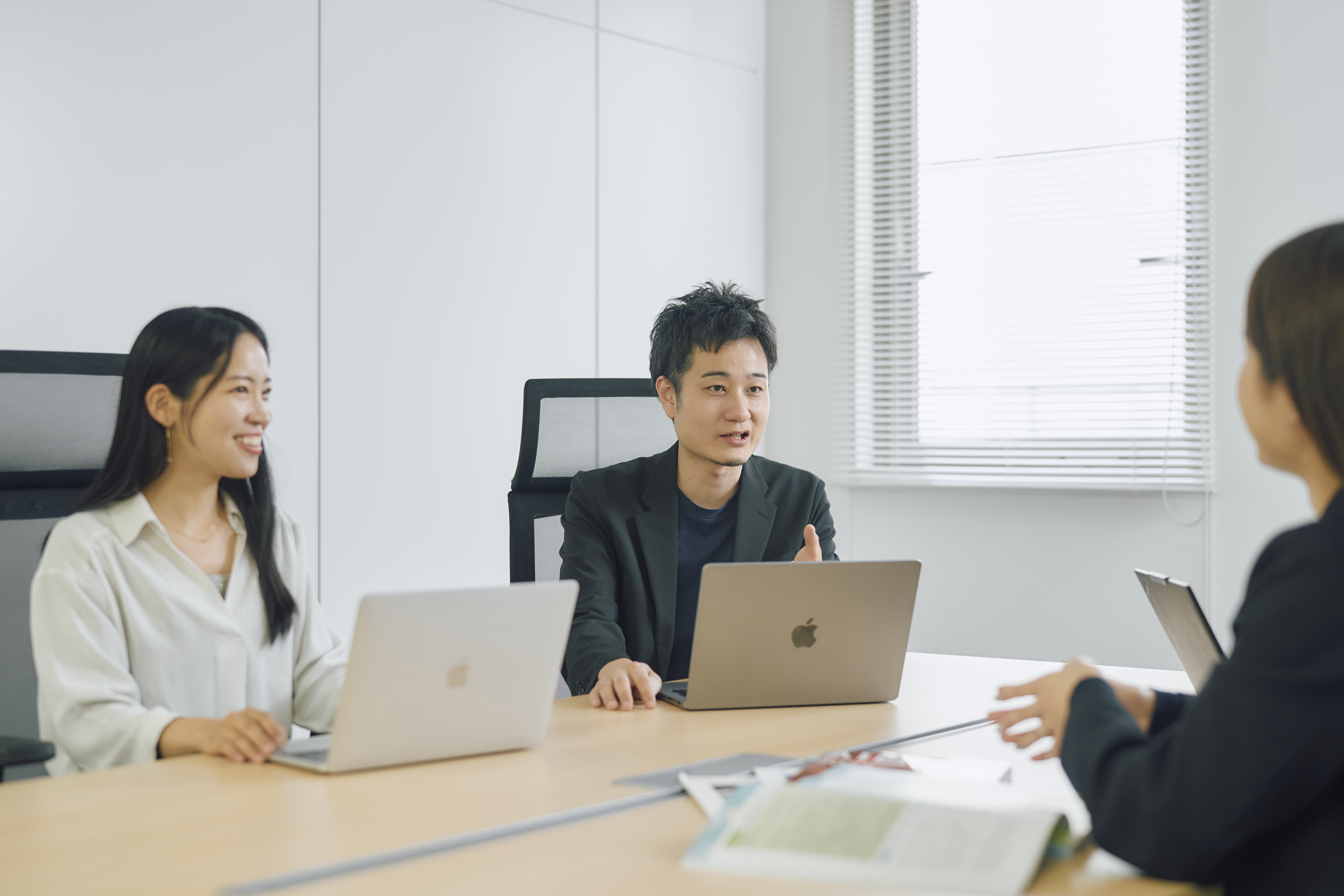 1E11. 広報（コーポレート・コミュニケーション）