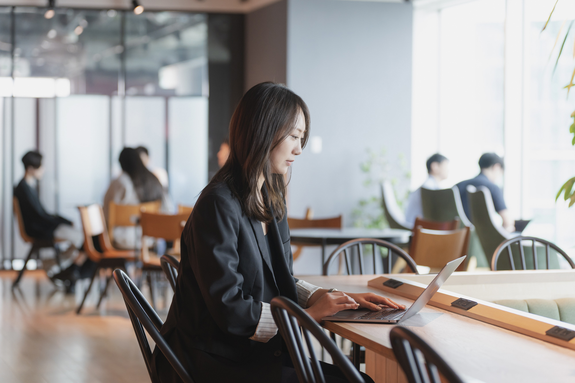 【一棟収益・事業用不動産】商品企画／管理事務