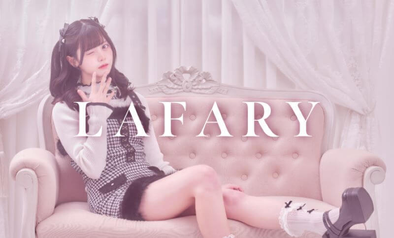 『LAFARY HEP FIVE梅田店』店長候補（正社員）