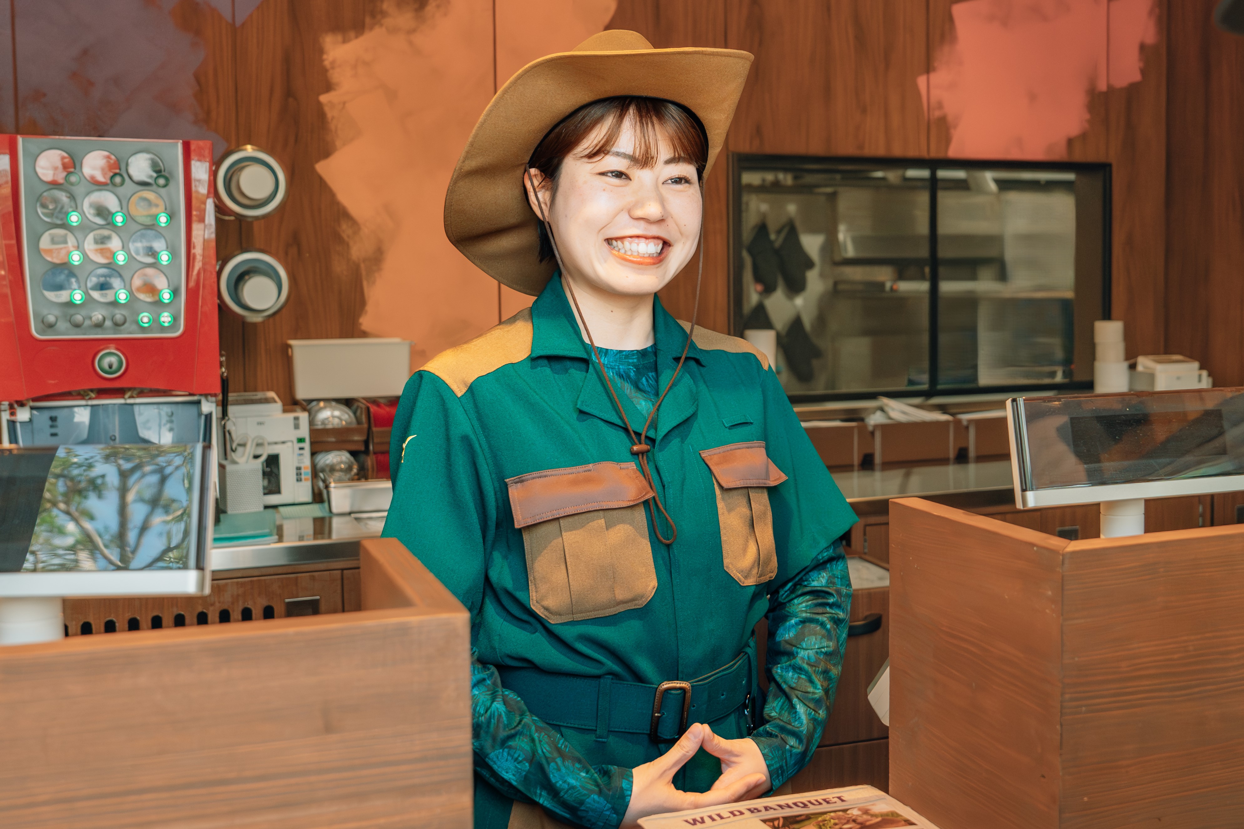 レストランオペレーション担当（店長クラス）