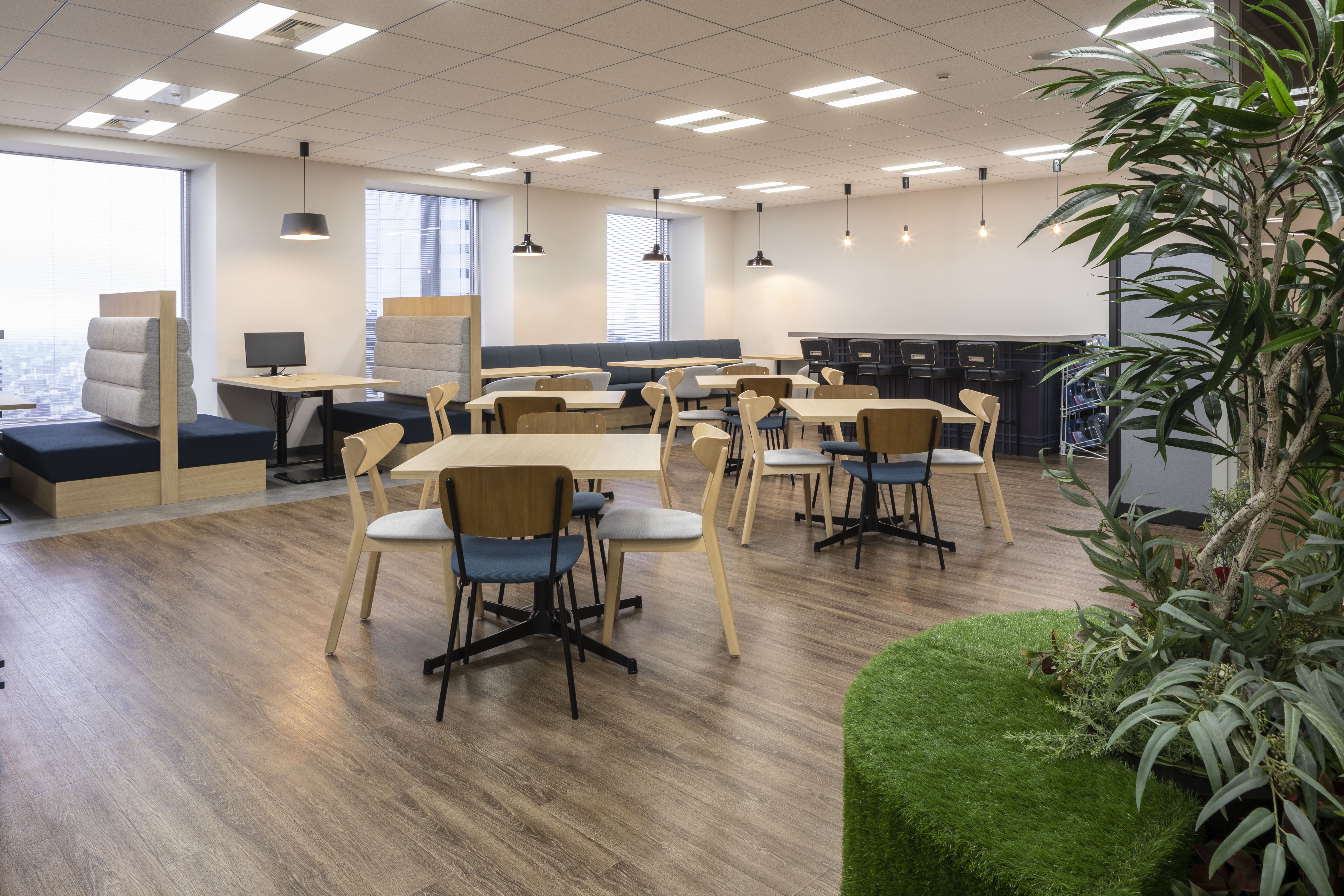 LB523_給与計算チームリーダー_経理バンク_新宿