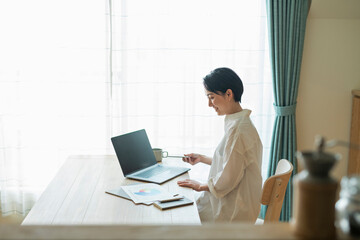 36【HELP YOU】人事労務スタッフ_業務委託（社会福祉法人向け）