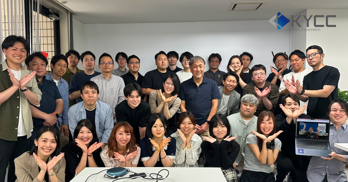 【セールス】SaaS営業マネージャー(候補)/導入2,000社超・解約率0.3%／急成長RegTech