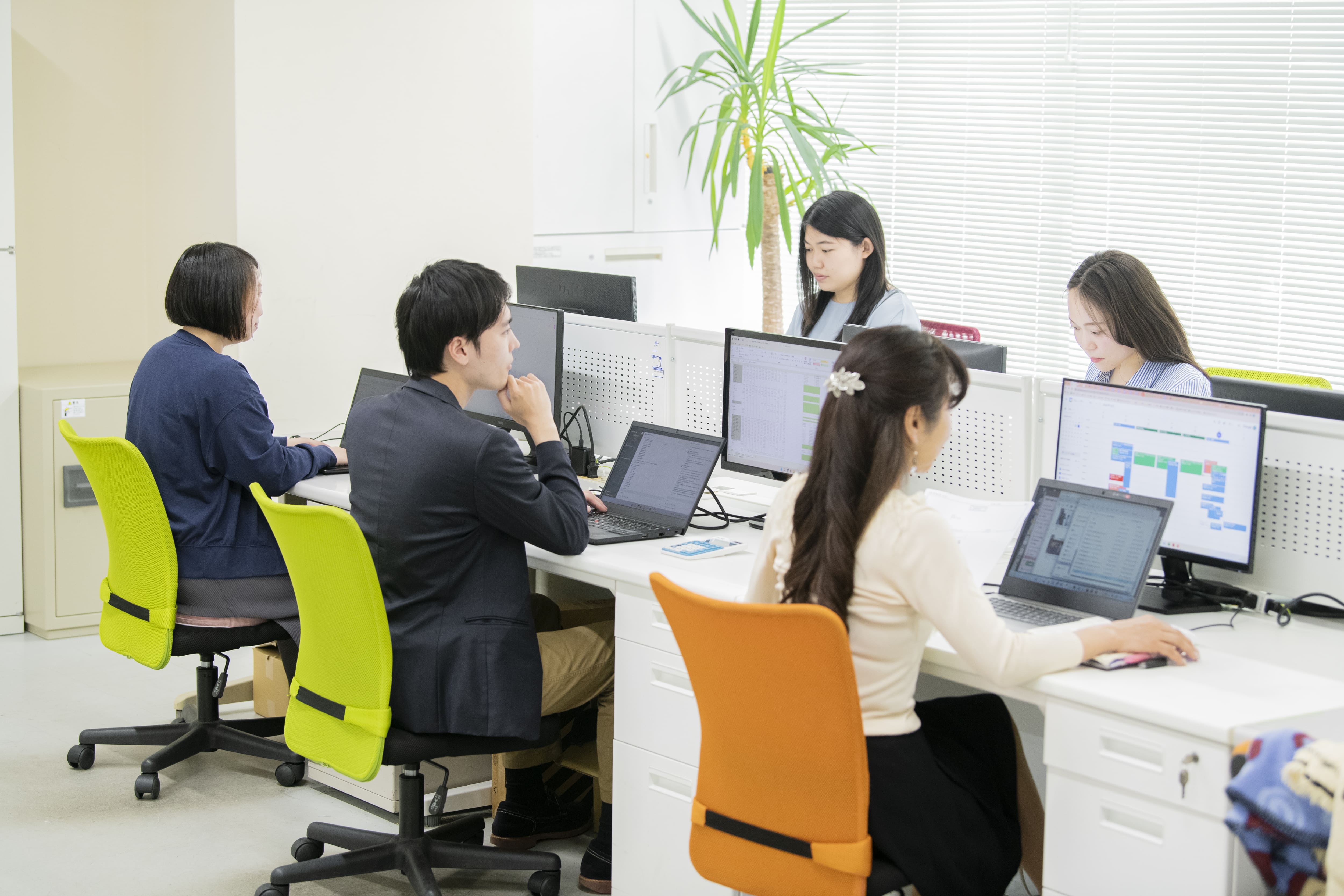 流通事業本部　EC運営責任者