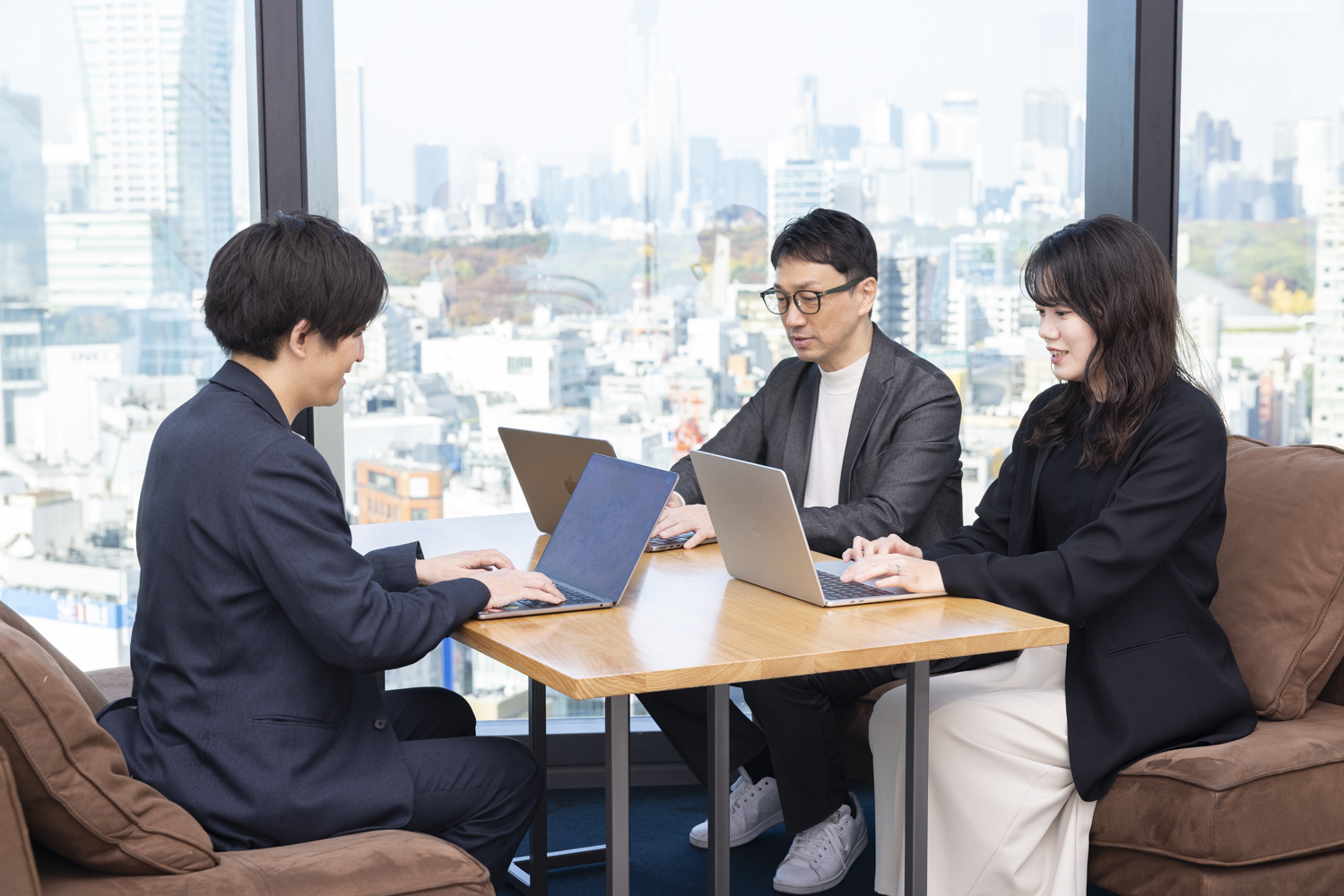 15_【第二新卒枠】AIネイティブ事業開発（BizDev / Growth）