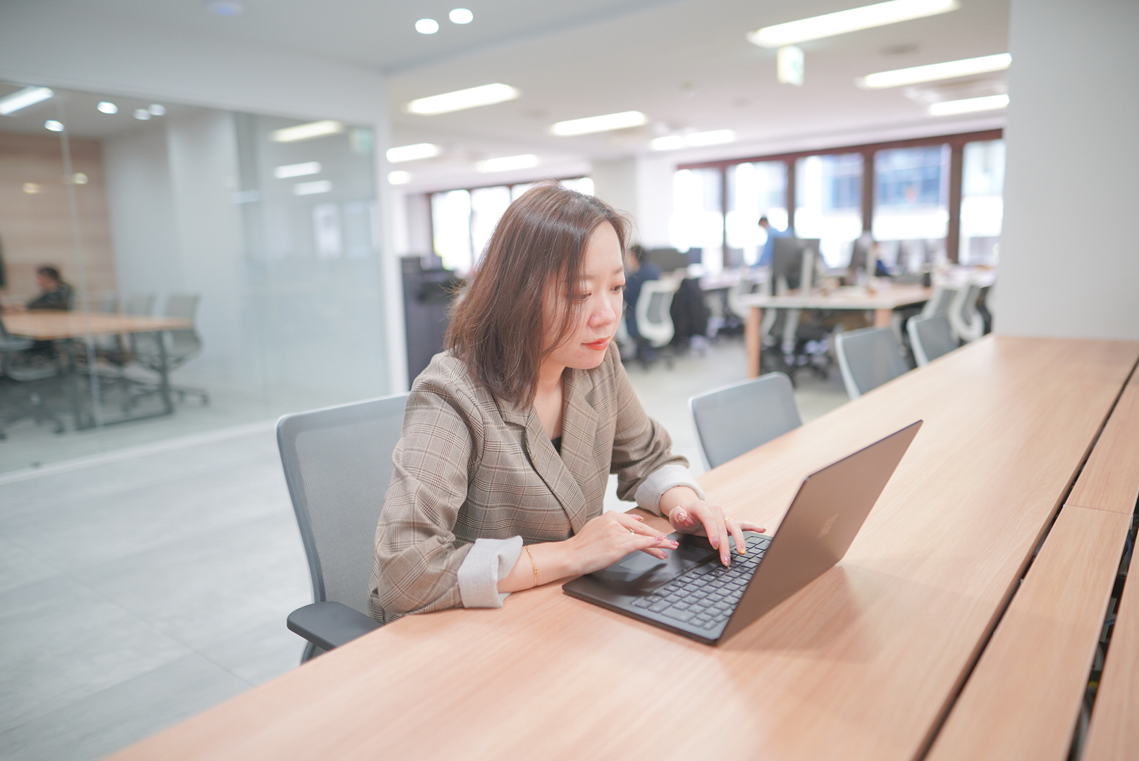 3-1.【コーポレート部】経理担当者