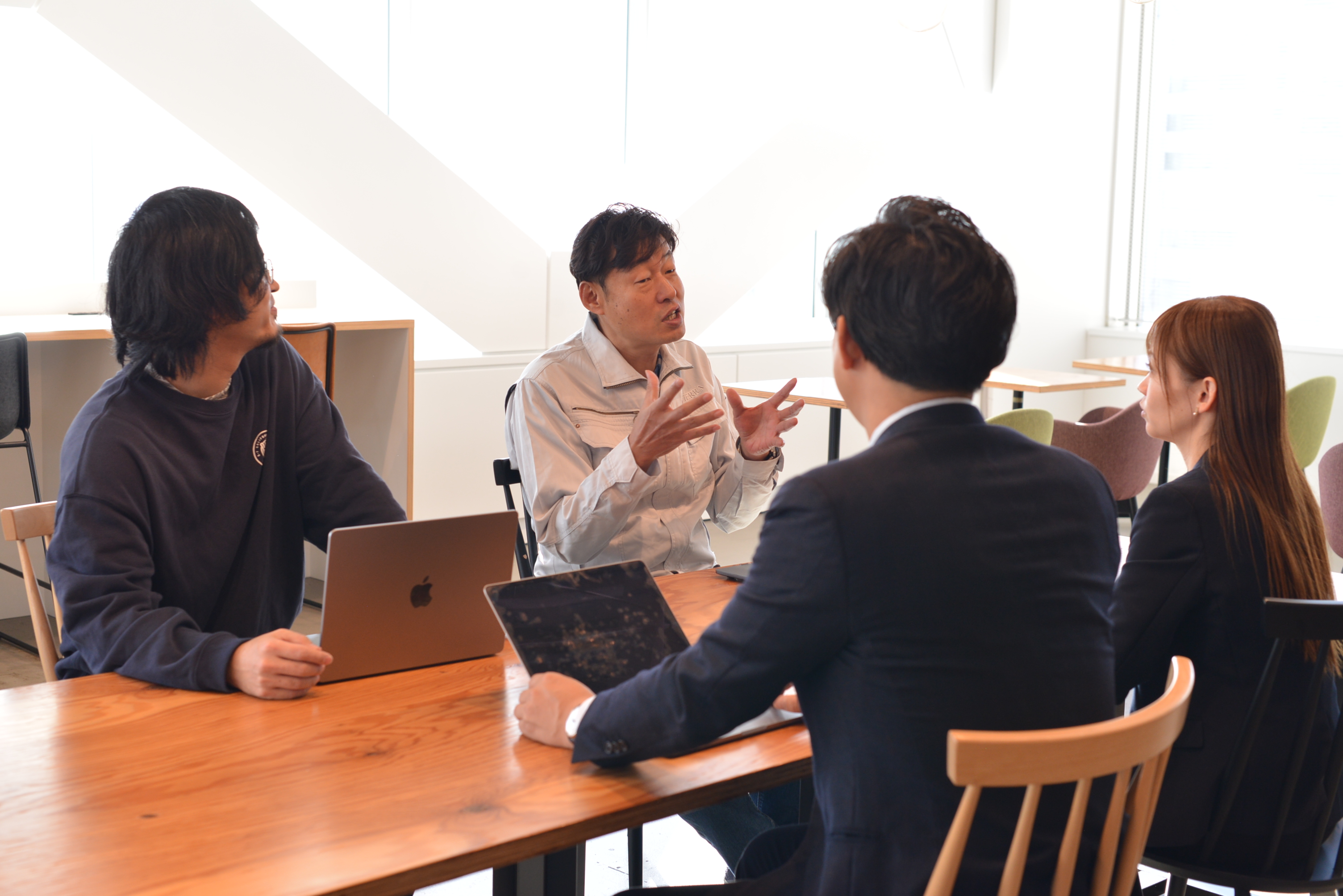 <Dev>UIUXデザイナー