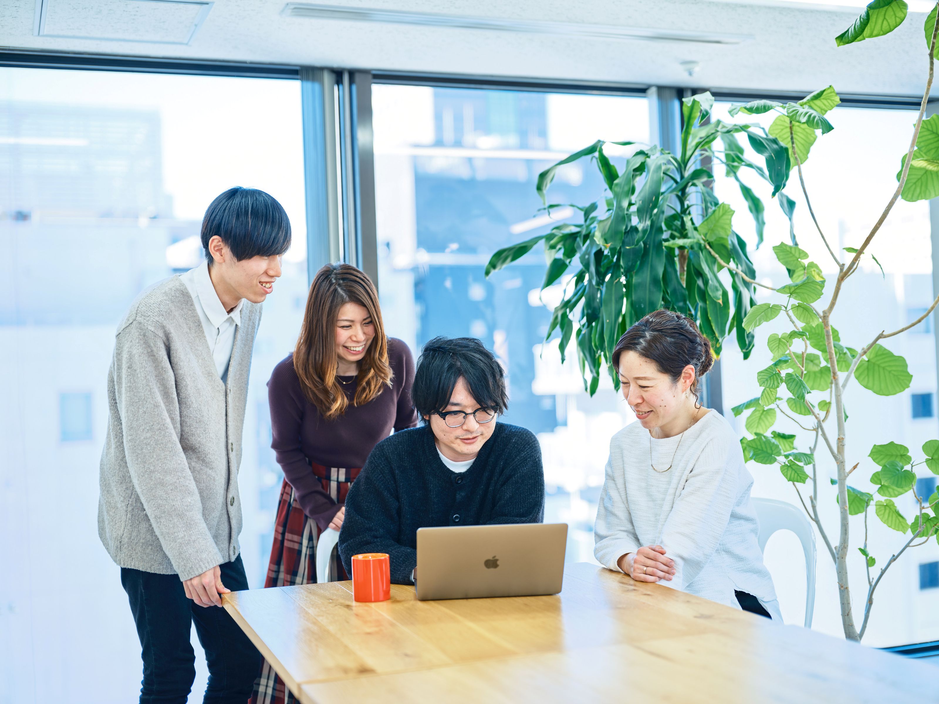 【解約率0.2% × 2900社導入】SaaSプロダクト「カイクラ」のフィールドセールス｜裁量大きく成長できる上場ベンチャー