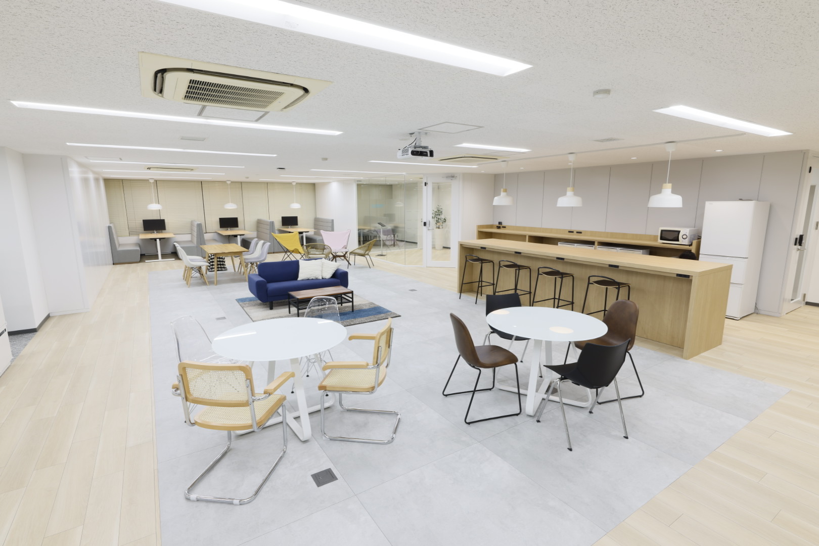 128_経理マネージャー【正社員】